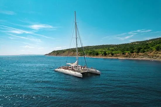 Catamaran Cruise
