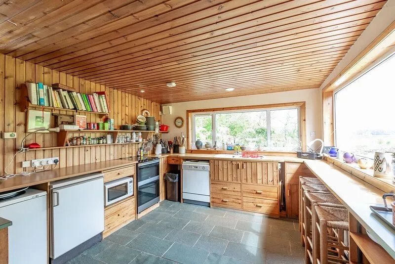 The Miller's House -  a house that sleeps 9 guests  in 4 bedrooms