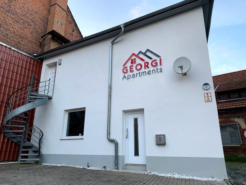 Georgi Apartments