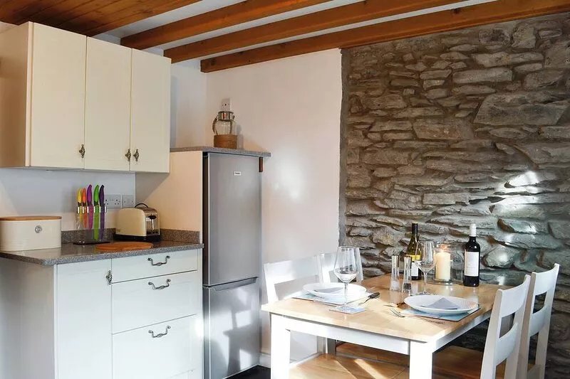 2 bedroom accommodation in Llanfairtalhaiarn, near Abergele