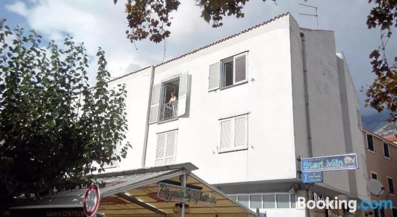 Apartments Nizetic at Waterfront