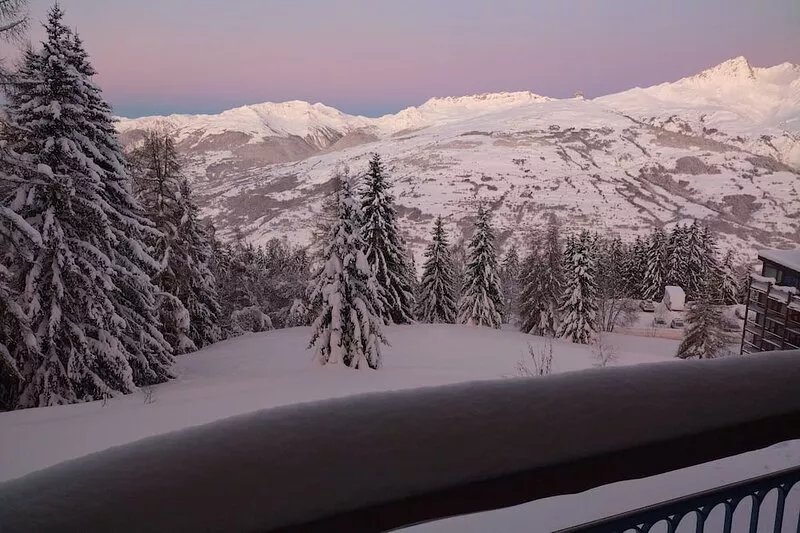 ARCS 1800, 2 rooms 4/5 pers, resort center, parking, ski locker, nice view