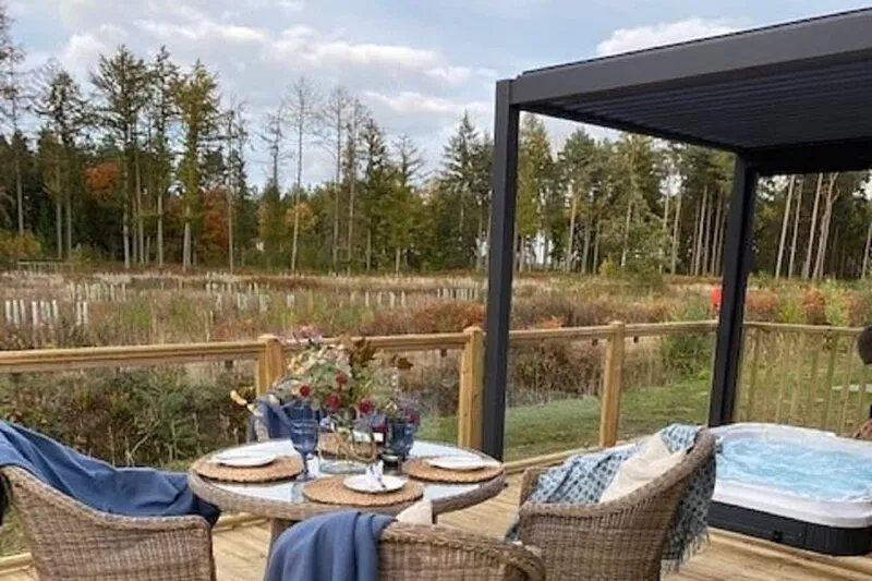 Gingerlily - Luxury Lodge with Hot Tub