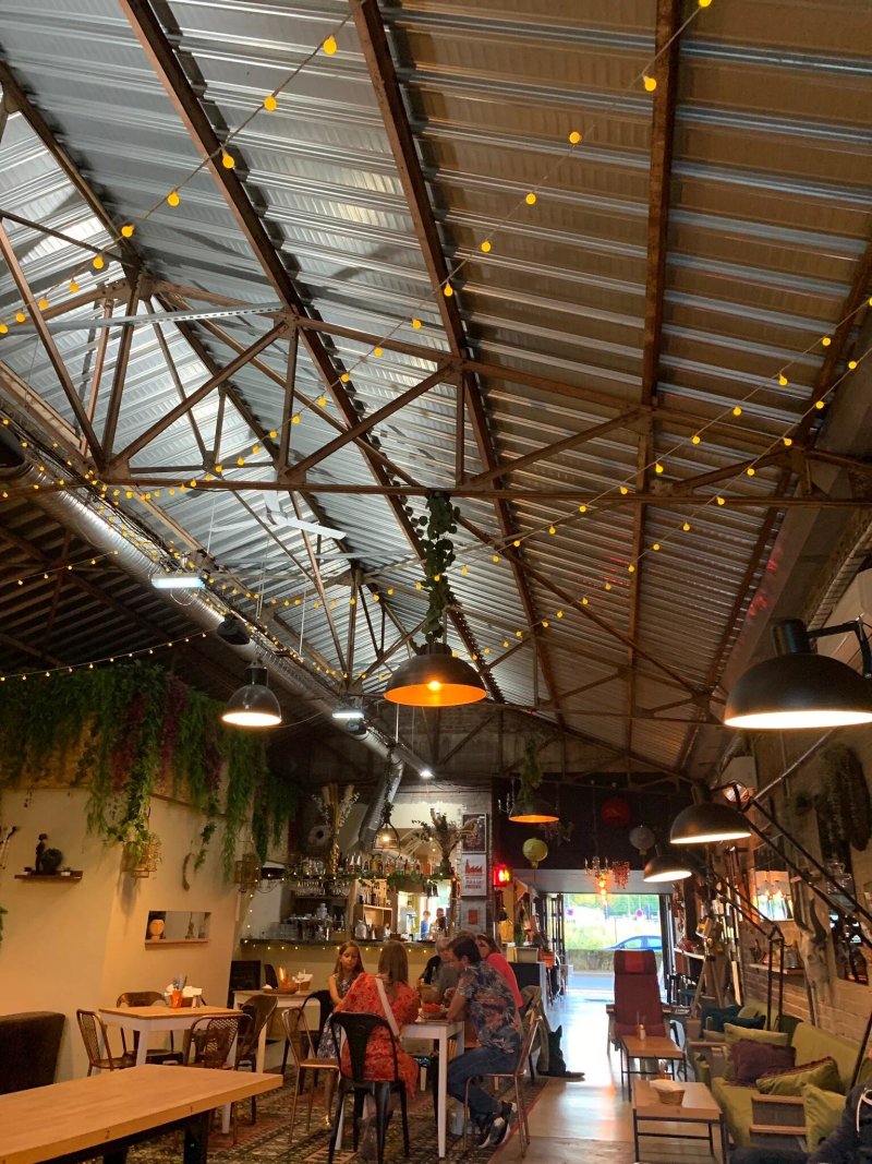 Le Hall - Quai De La Street Food