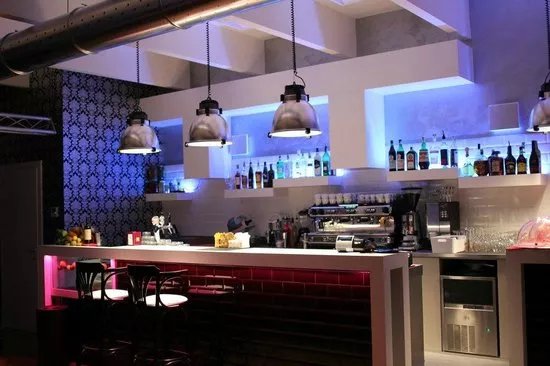 HOME Music Cafe' - The Art Of Live