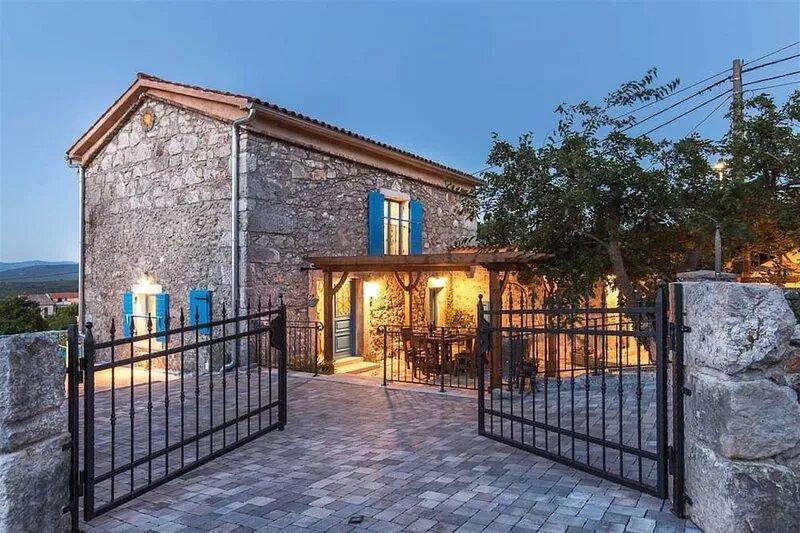 Holiday house MAREVIC with pool