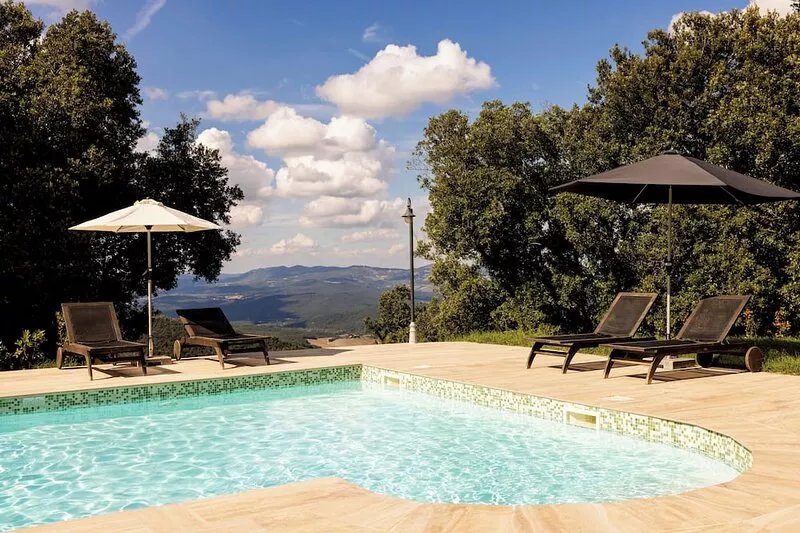 Agriturismo I Casali - A stone farmhouse from 1850 with pool