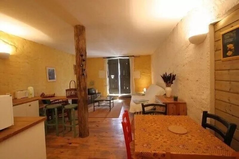 18 Century Provencal Mas With Swimming Pool