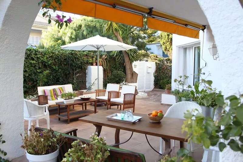 Sitges villa just 2 minutes walk from the beach.