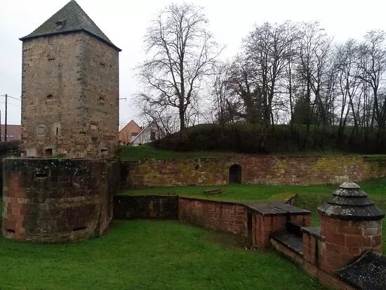 Pulverturm (Tour de la Poudriere)