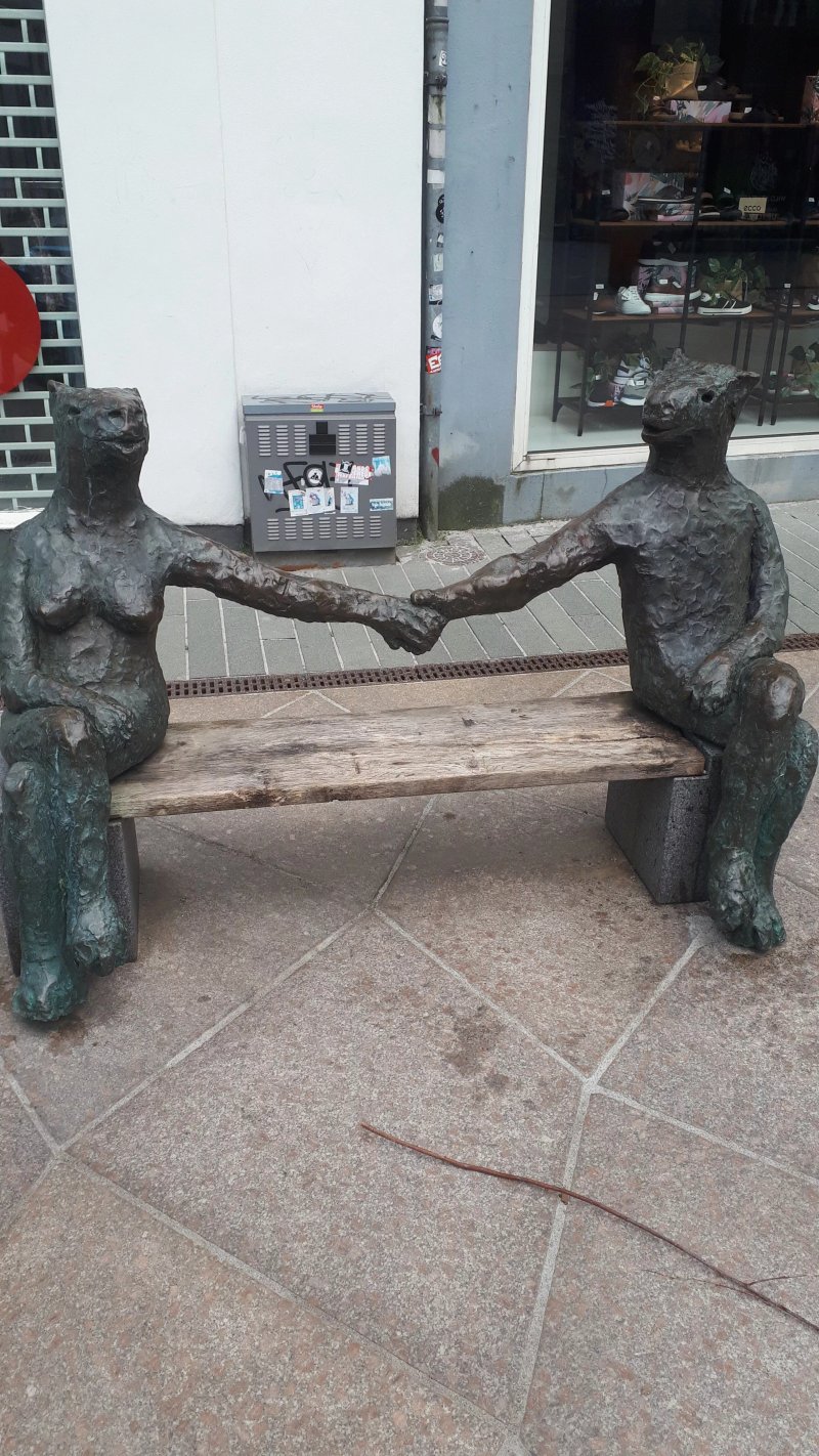 Englekatten Og Baenken