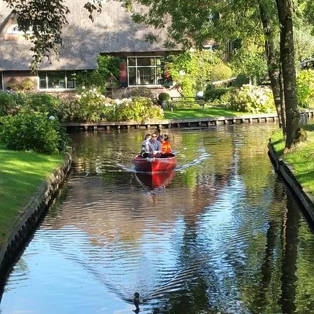 Giethoorntours by locals