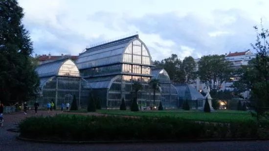 Lyon Location