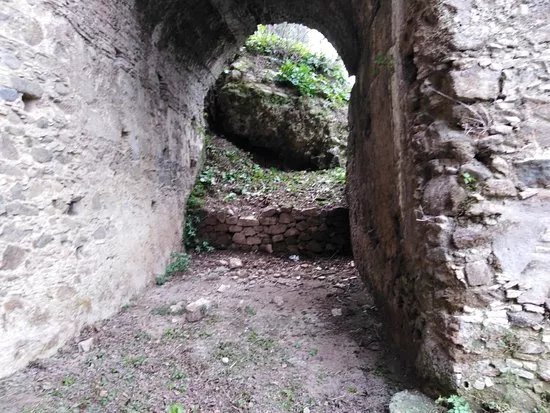 Bastioni Dell'Arco di Rosia