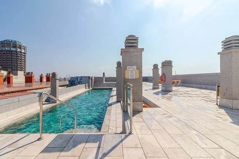 Flatguest Ripoche - Balcony + Pool + WiFi