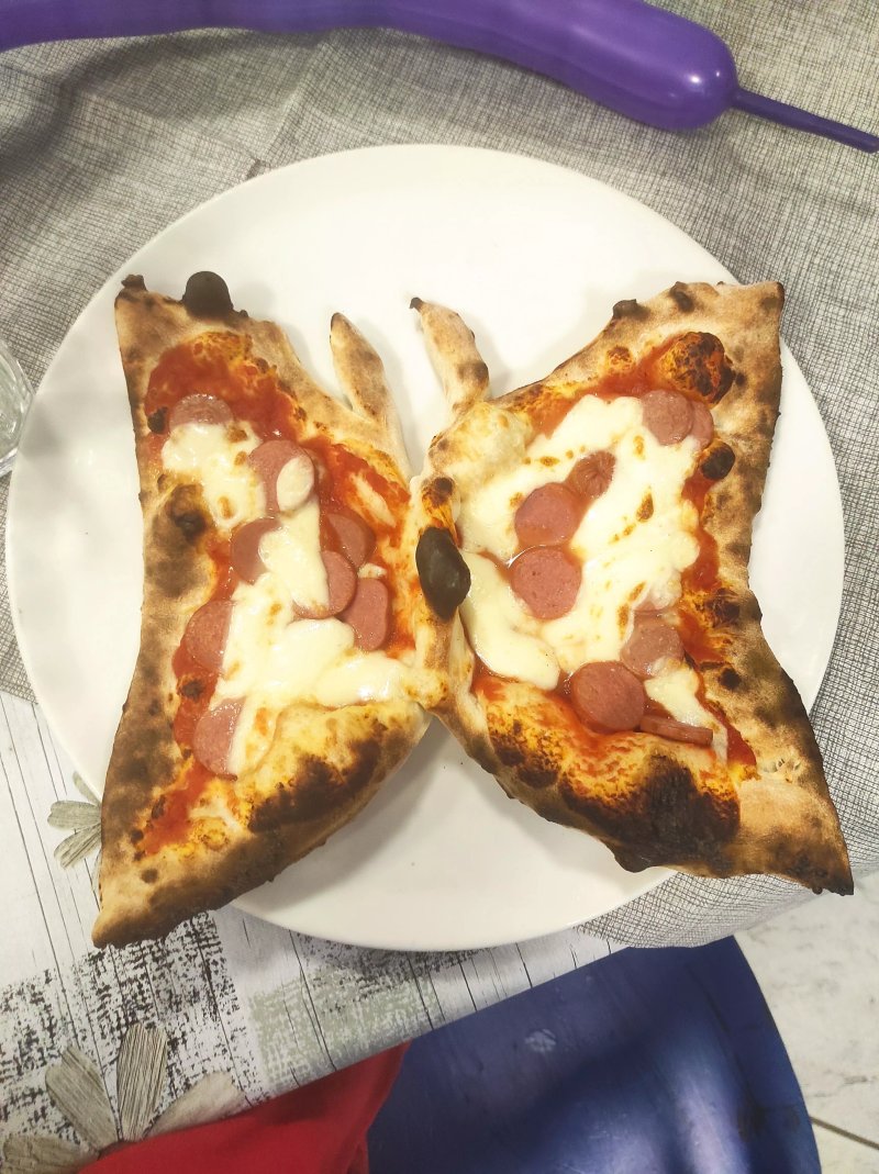 Pizzeria Spaccanapoli Di Angela E Salvatore