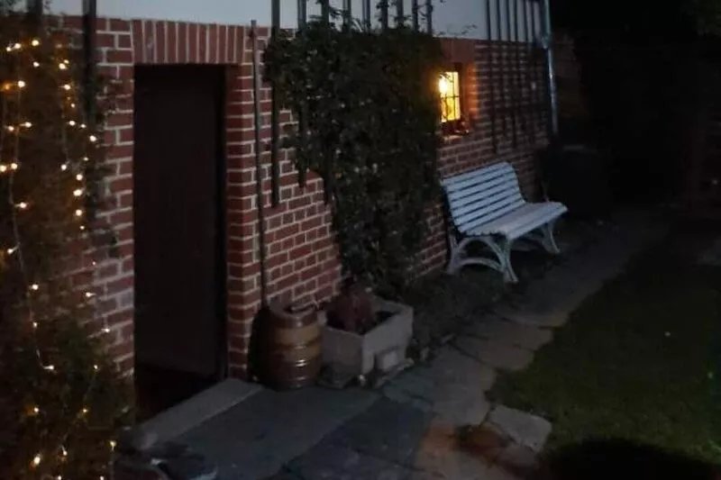 Cozy 3 bedroom house with great views in a quiet location