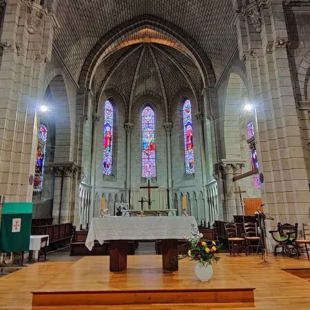 Eglise Saint Jean L'evangeliste