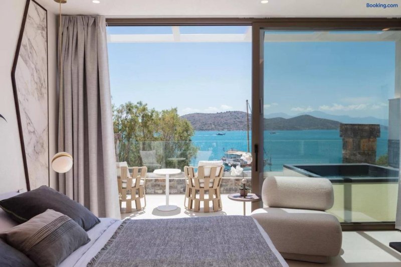 Naiades Beach Hotel
