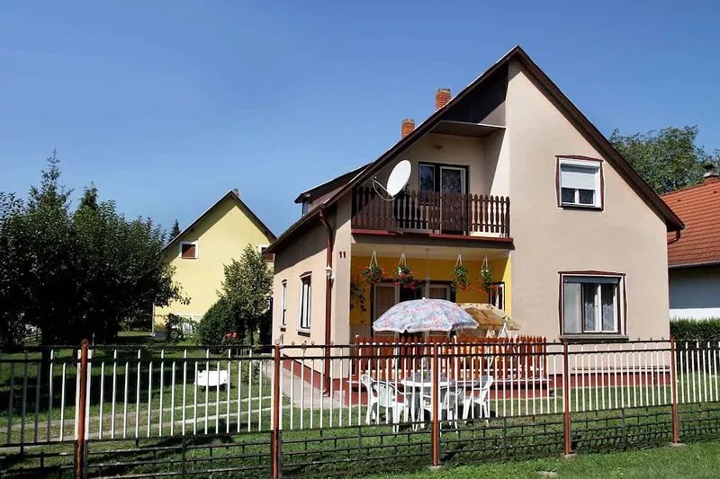 Holiday home in a quiet area