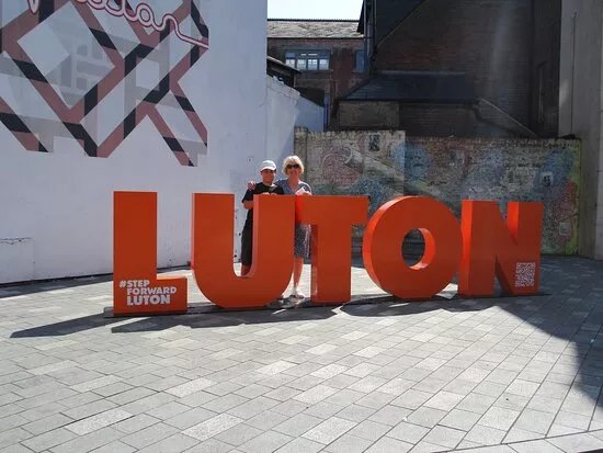 Step Forward Luton Sign
