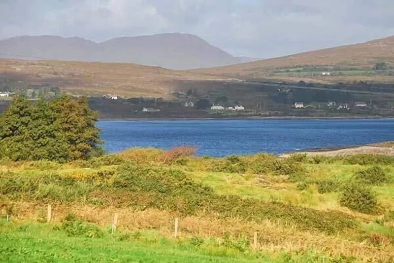 NELLIE'S FARMHOUSE, family friendly in Durrus, County Cork