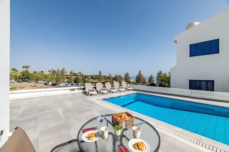 Villa Malamar - 4 Bedroom villa with stunning Sea Views