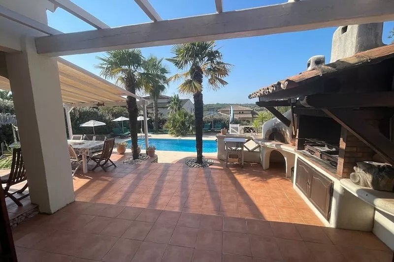 Fréjus, Beautiful south-facing villa, air-conditioned, swimming pool, dominant