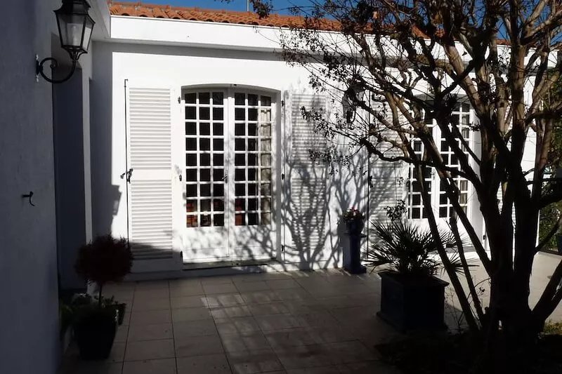 ideal holiday home with garden, close to downtown