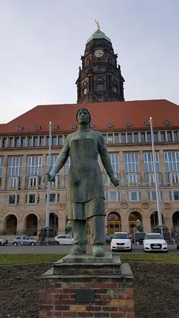 Denkmal Truemmerfrau