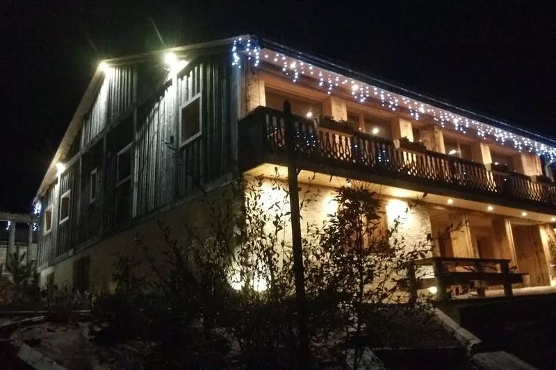 Les Gets Superb Chalet for 10 people
