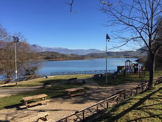 Lago di Canterno