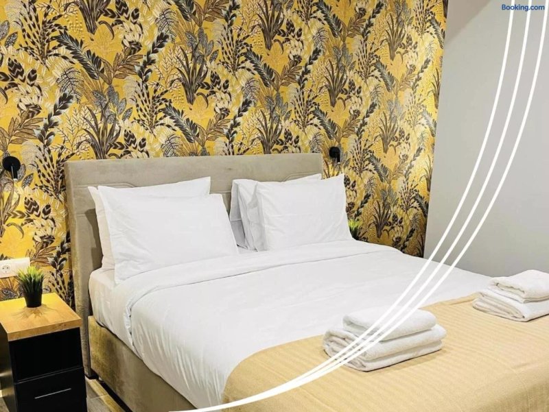 Raise Averof Serviced Apartments