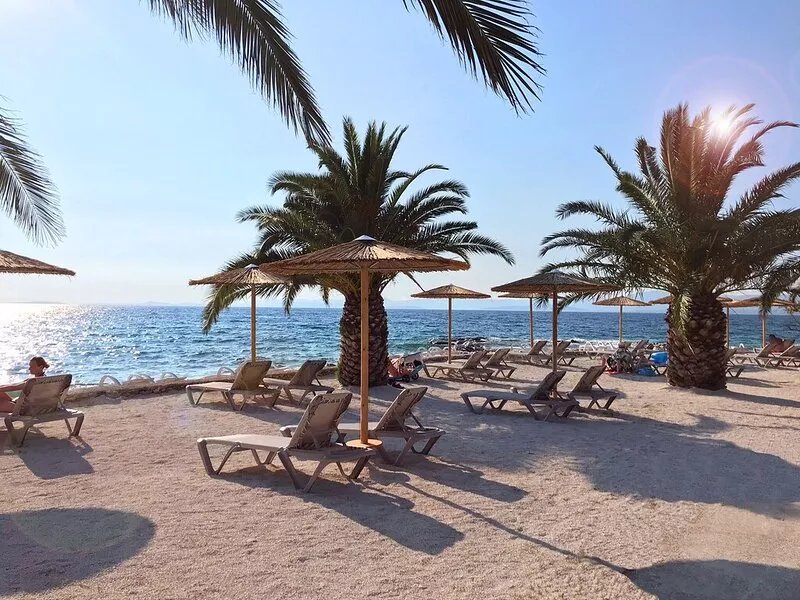 Modern apartment with SEA VIEW, air conditioning, parking, 3 minutes from beach