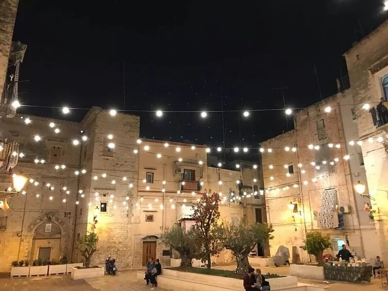 Apricot House. In the heart of the old town.