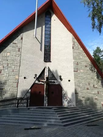 Pomnik upamietniajacy ofiary niemieckiego obozu przesiedlenczego