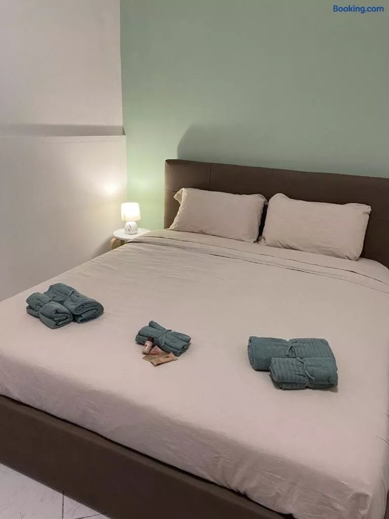 Lavica Airport Catania B&B