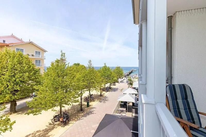 Ostsee-apartment mit Balkon in Erstklassiger Lage - nur 20 m zum Strand!
