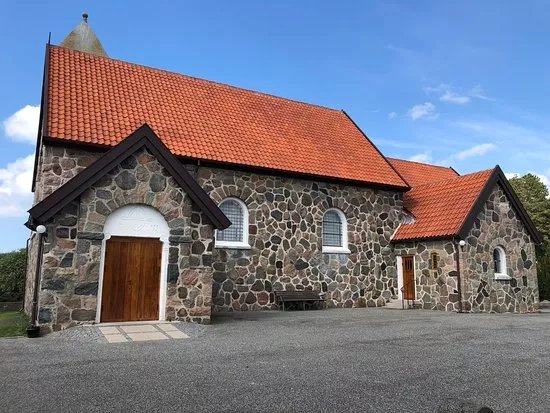 Lynaes Kirke