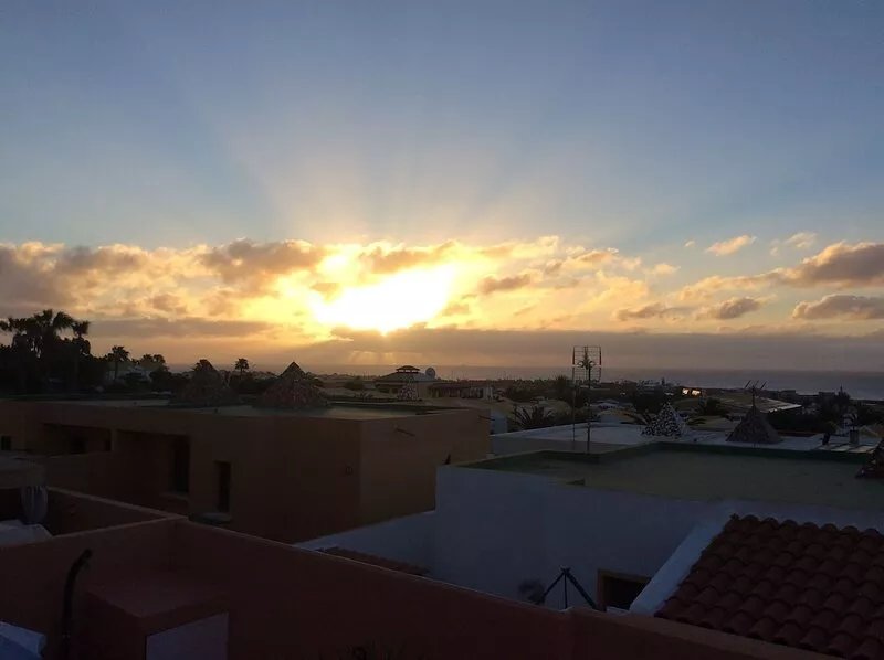 Less than 10mins walk from beach and close to restaurants & bars.