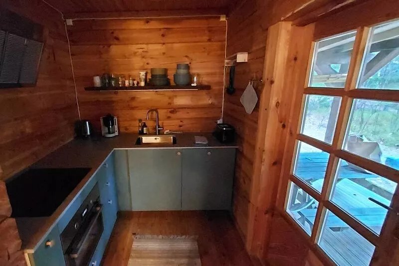 Cabin for 4 + 2 persons, 80m2 in the woods between 2 lakes