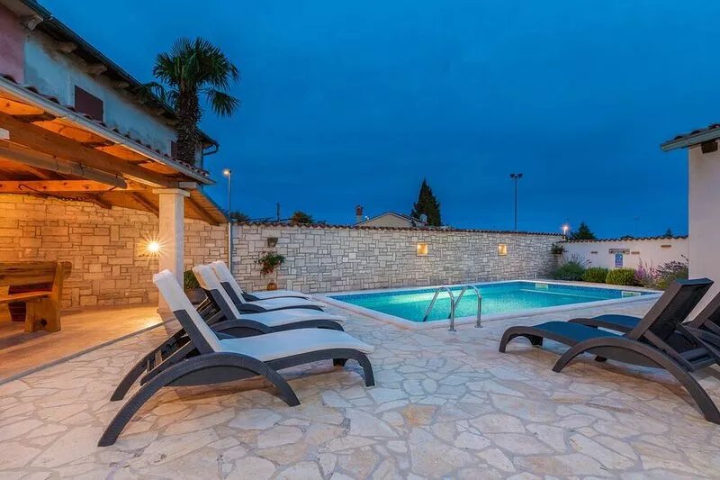 Holiday house Bepi - with swimming pool in a quiet area near Rovinj
