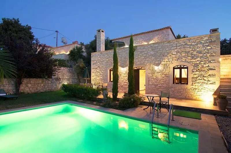 Stone villa with pool & fantastic sea views (with special autumn offers)