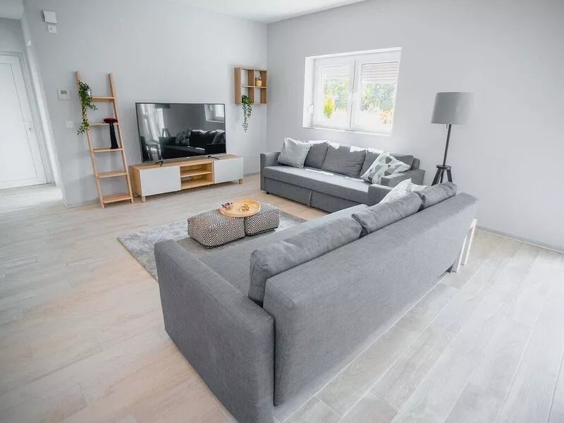 Lovely Holiday Home in Lovinac with Garden