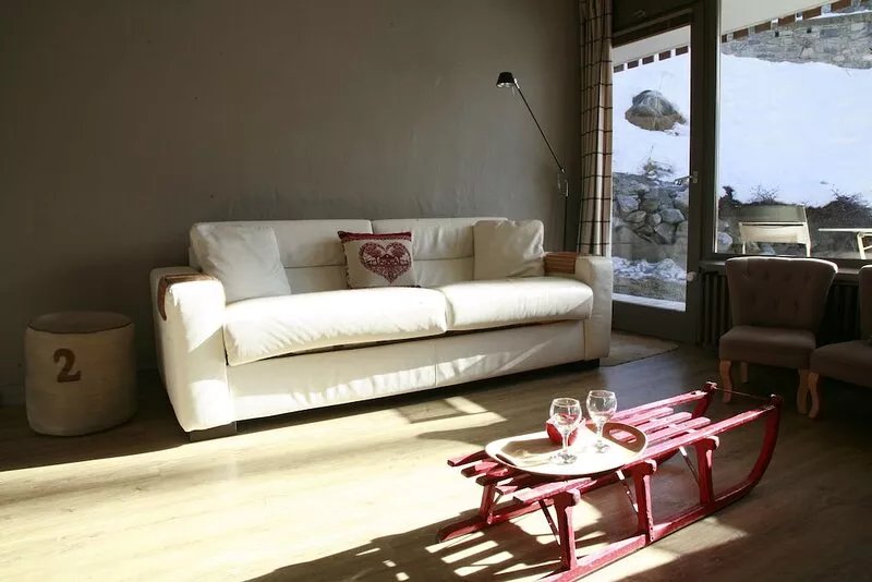 RARE in Tignes condo with terrace and garden !!! glacier views