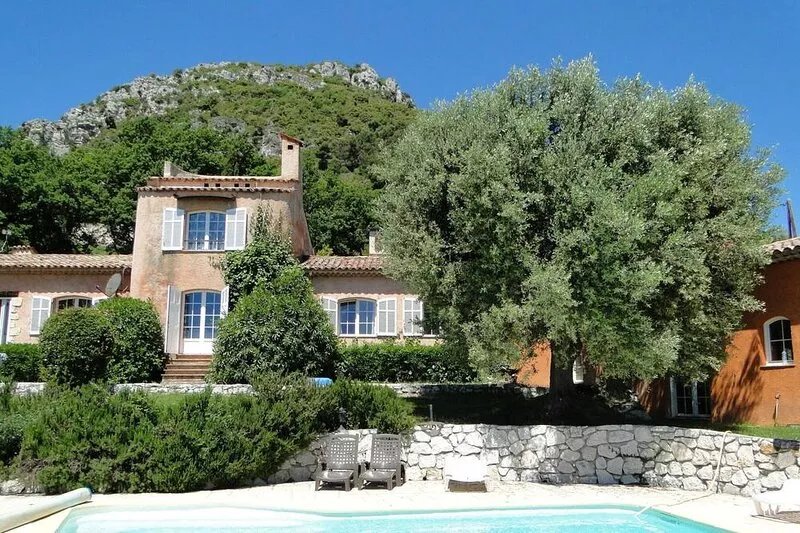 Villa Aurabelle, Provencal villa with garden and pool in Vence,