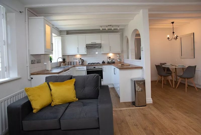 Cosy apartment in the heart of Beaconsfield Old Town