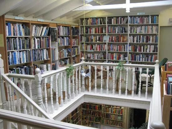 Bailey Hill Book shop