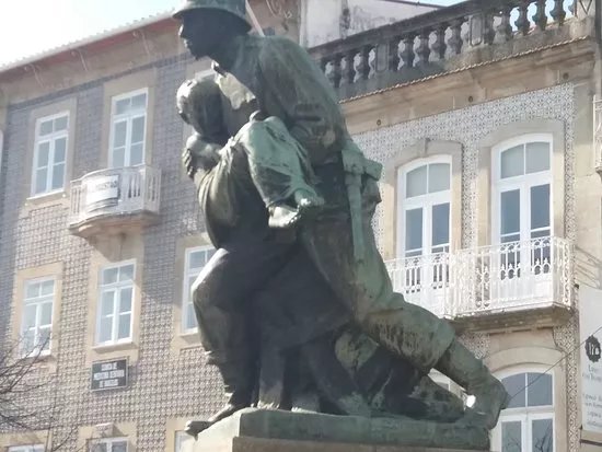 Monumento ao Bombeiro Voluntario