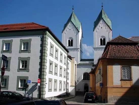 Kloster Niedernburg